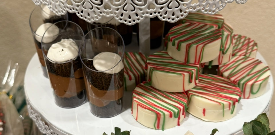 Oreo Dirt Pudding – Per Dozen