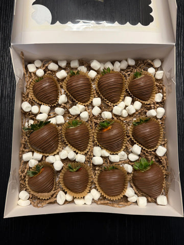 12 Chocolate Covered Strawberries